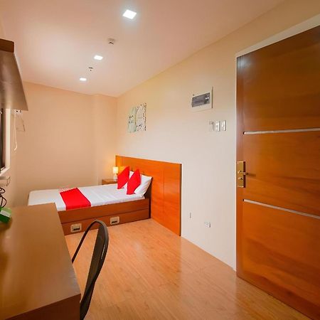 Super Oyo 832 The Teepee Place Hostel & Residence Inn Cebu Bagian luar foto