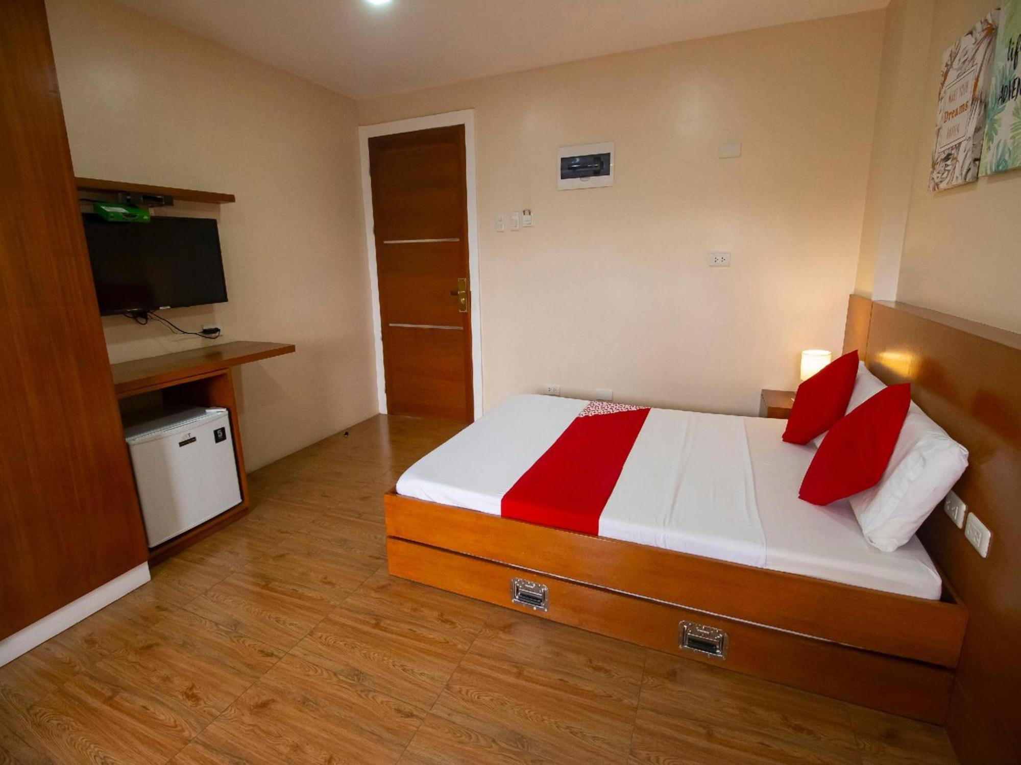 Super Oyo 832 The Teepee Place Hostel & Residence Inn Cebu Bagian luar foto